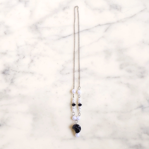 NWOT. Multiple Shapes/Colors/Materials Chained Necklace. - Picture 2 of 3